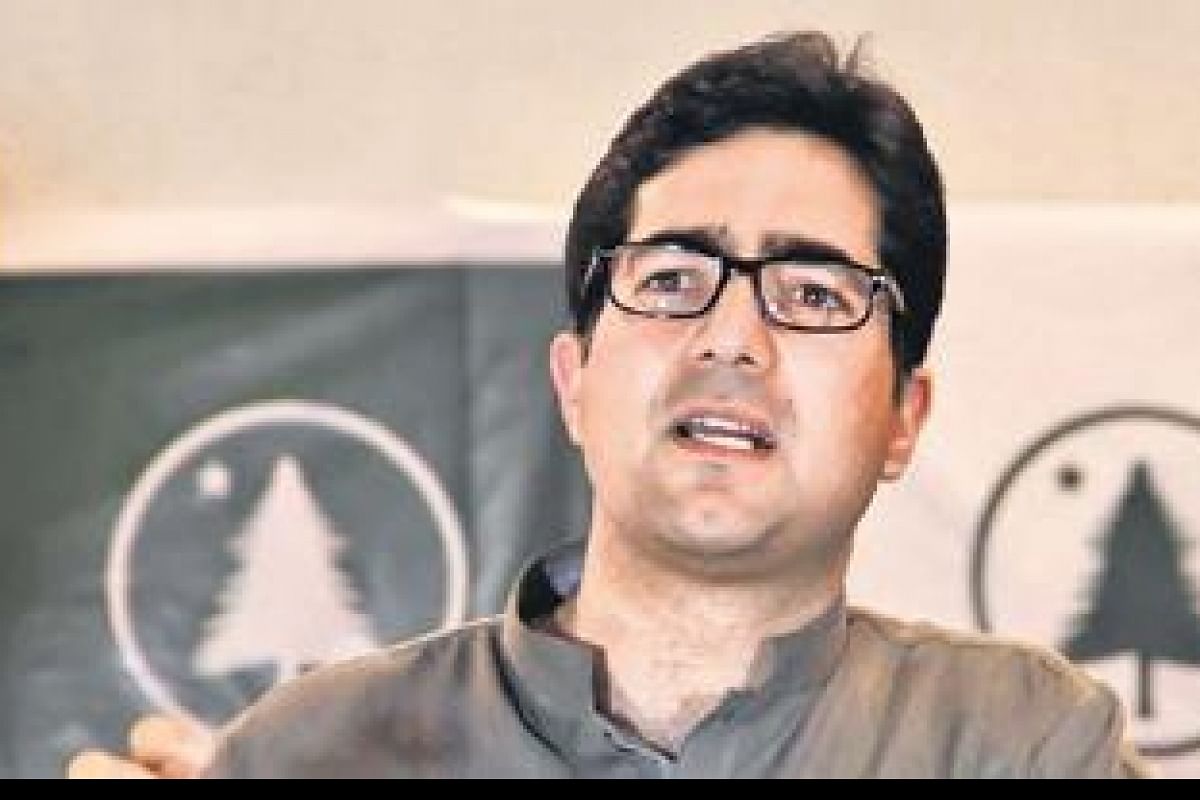 Outspoken IAS Officer Shah Faisal who flirted with 'Politics of Change' likely to be appointed Lt Governor’s adviser