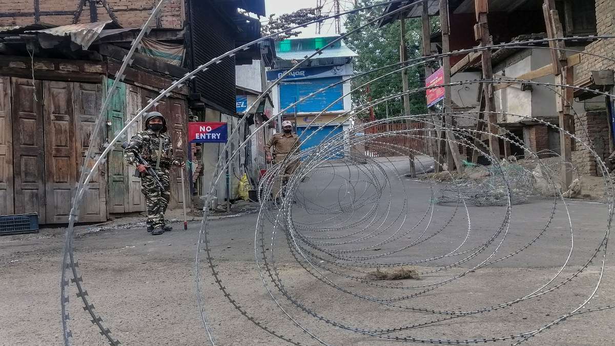 Day 06: Curfew continues in Bhaderwah, scores detained