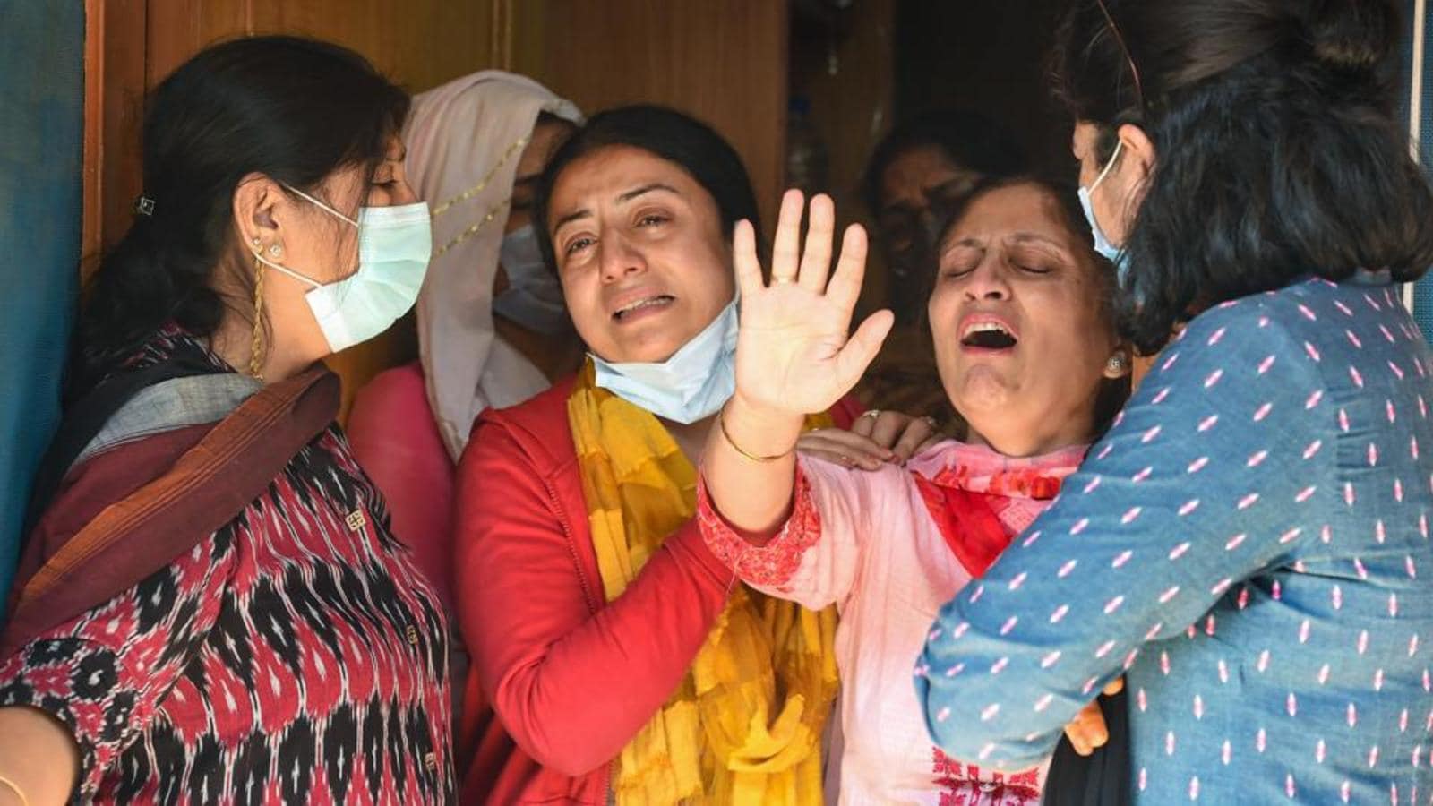 Today's Kashmir more dangerous than the 1990s, more families will leave Srinagar: Kashmiri Pandits