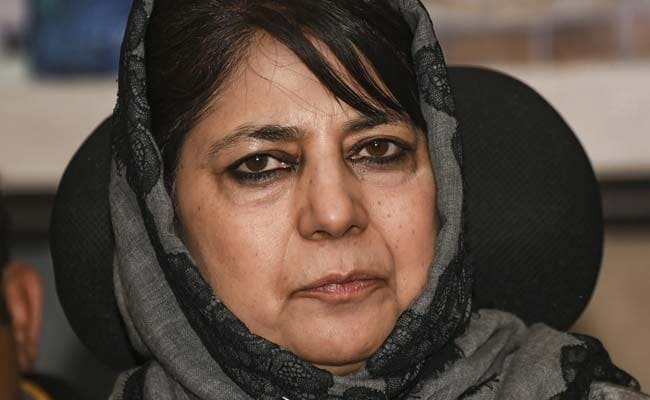 Shopkeepers in Kashmir ordered to keep shops open on Republic Day: Mehbooba Mufti