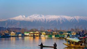 Kashmir experiences temperature drop following rainfall