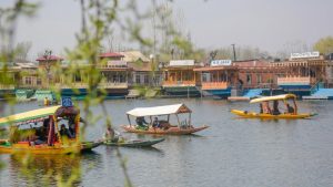 Kashmir tourism Hit Hard as Massive Surge in Airfare pinches travelers: Stakeholders