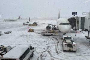 4 flights grounded, more at risk: Snowstorm disrupts Kashmir air travel, leaving travelers to wait it out