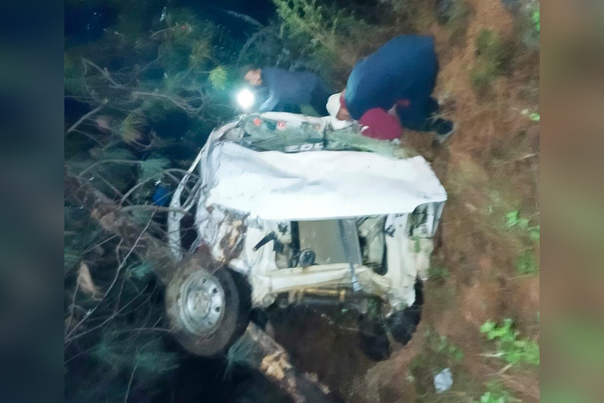 Fatal Crash in Doda: Vehicle Plunges into Gorge, Leaving 5 Dead and 4 Injured