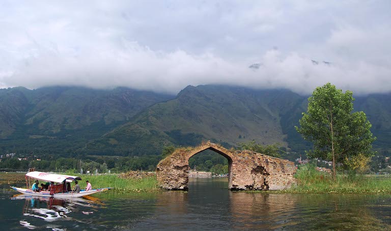 Oont Kadal: 17th century Kashmir’s Mughal era bridge