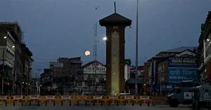 Govt extends lock-down in four J&K districts till May 10