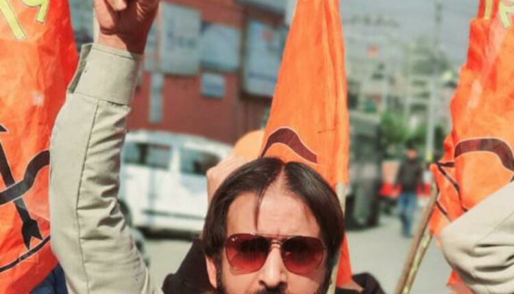 Shiv Sena’s Kashmir president Abdul Khaliq Bhat scrambles to COVID-19
