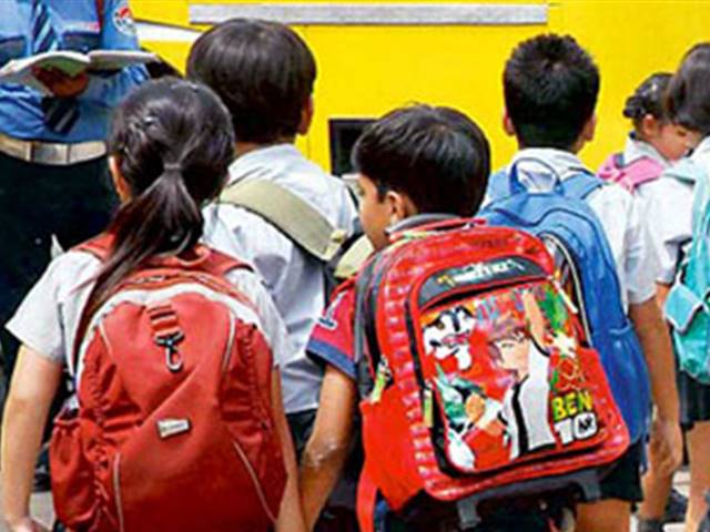 Despite MoE guidelines no end to burden of heavy bags for J&K school children