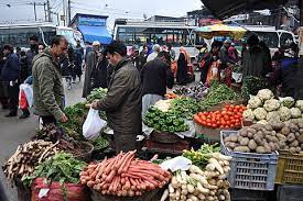 Overpricing of essential commodities takes toll on Srinagarities