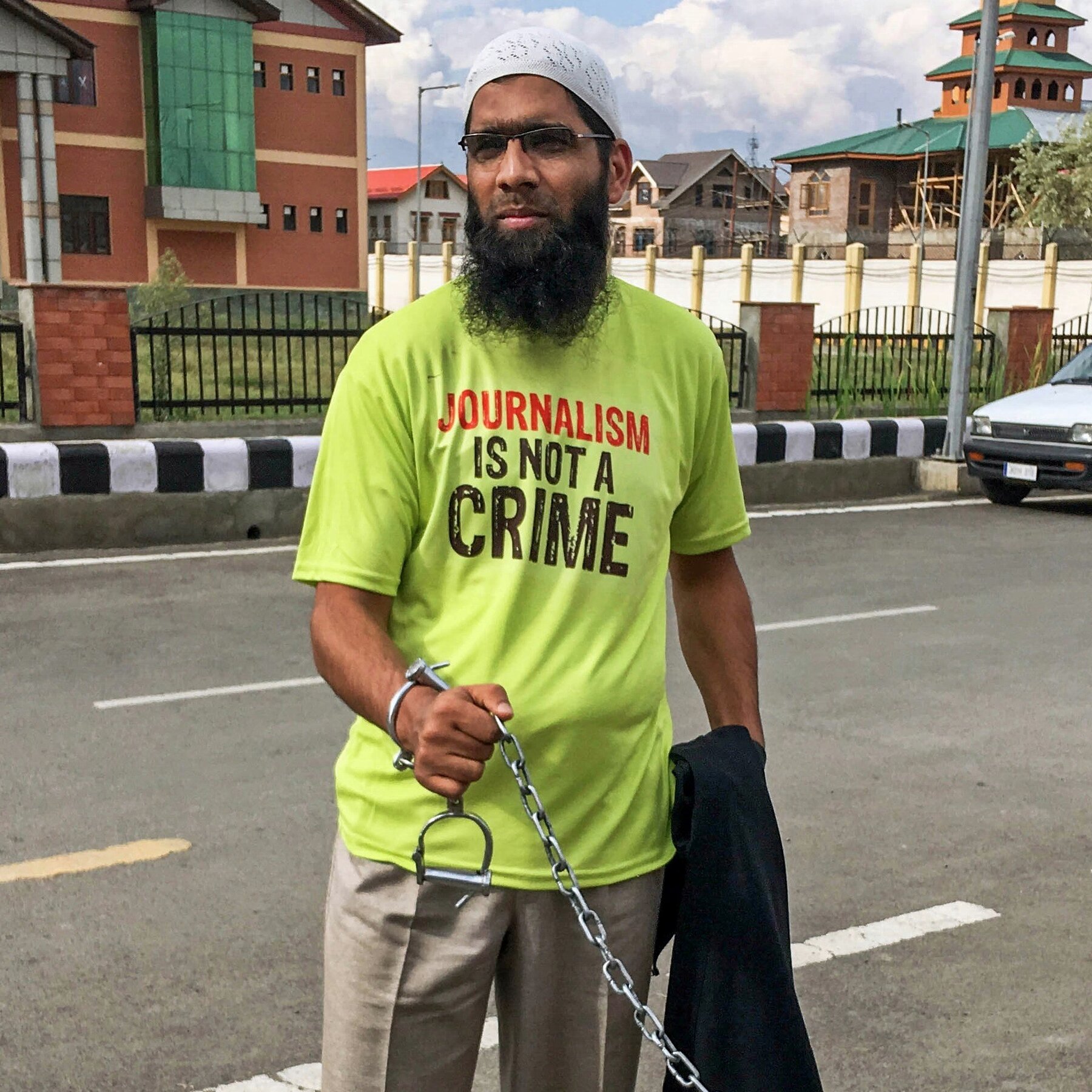Arrest, Bail, Rearrest: Kashmir journalists face forbidding pattern