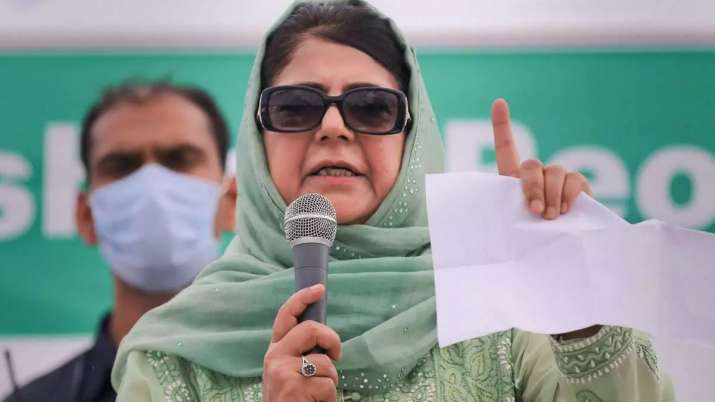 J&K admin forcing people to buy National Flag under Har Ghar Tiranga Campaign: Mehbooba Mufti