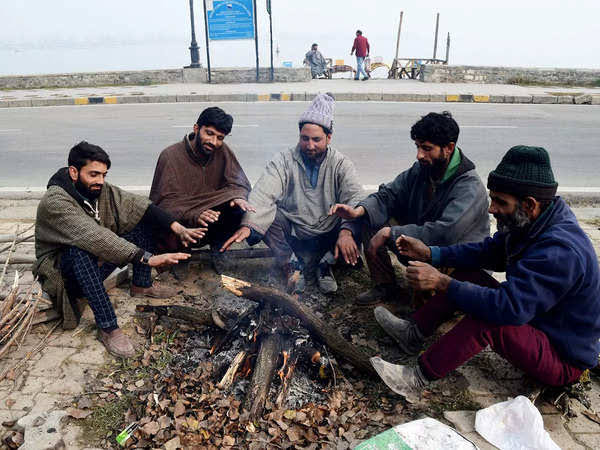 Sub-zero temperatures amid dry weather till year end to continue in Kashmir