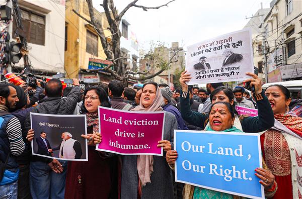 Five held for attacking cops; Oppn urges govt to halt eviction drive