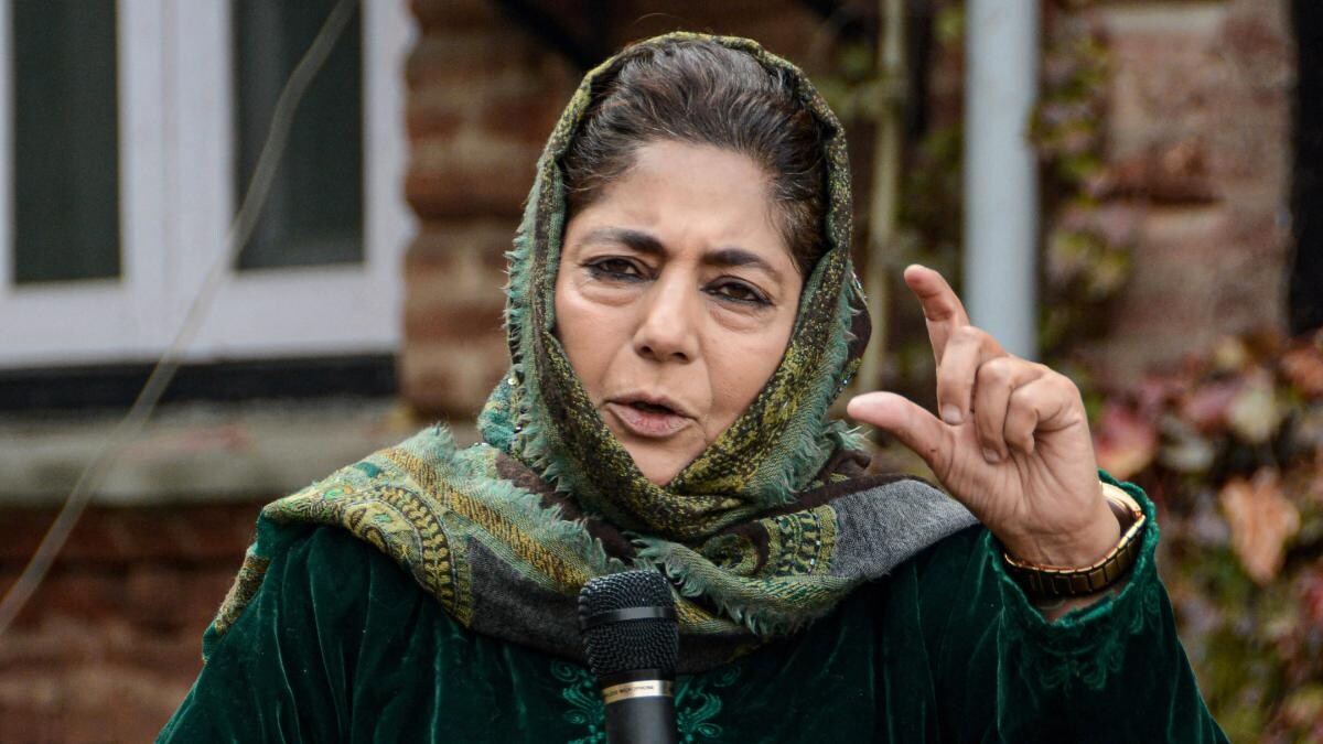 Mehbooba Mufti Declares: No participation in assembly polls without restoration of Article 370, citing it as an ‘Emotional Issue’