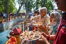 Mela Kheer Bhawani draws hundreds of devotees to Tulmulla Ganderbal