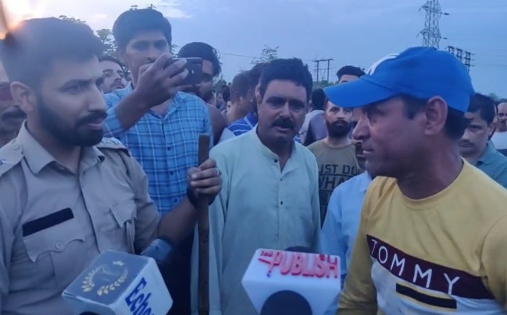 Kashmiri Pandits in Jammu stage protest against imposition of Electricity Bills