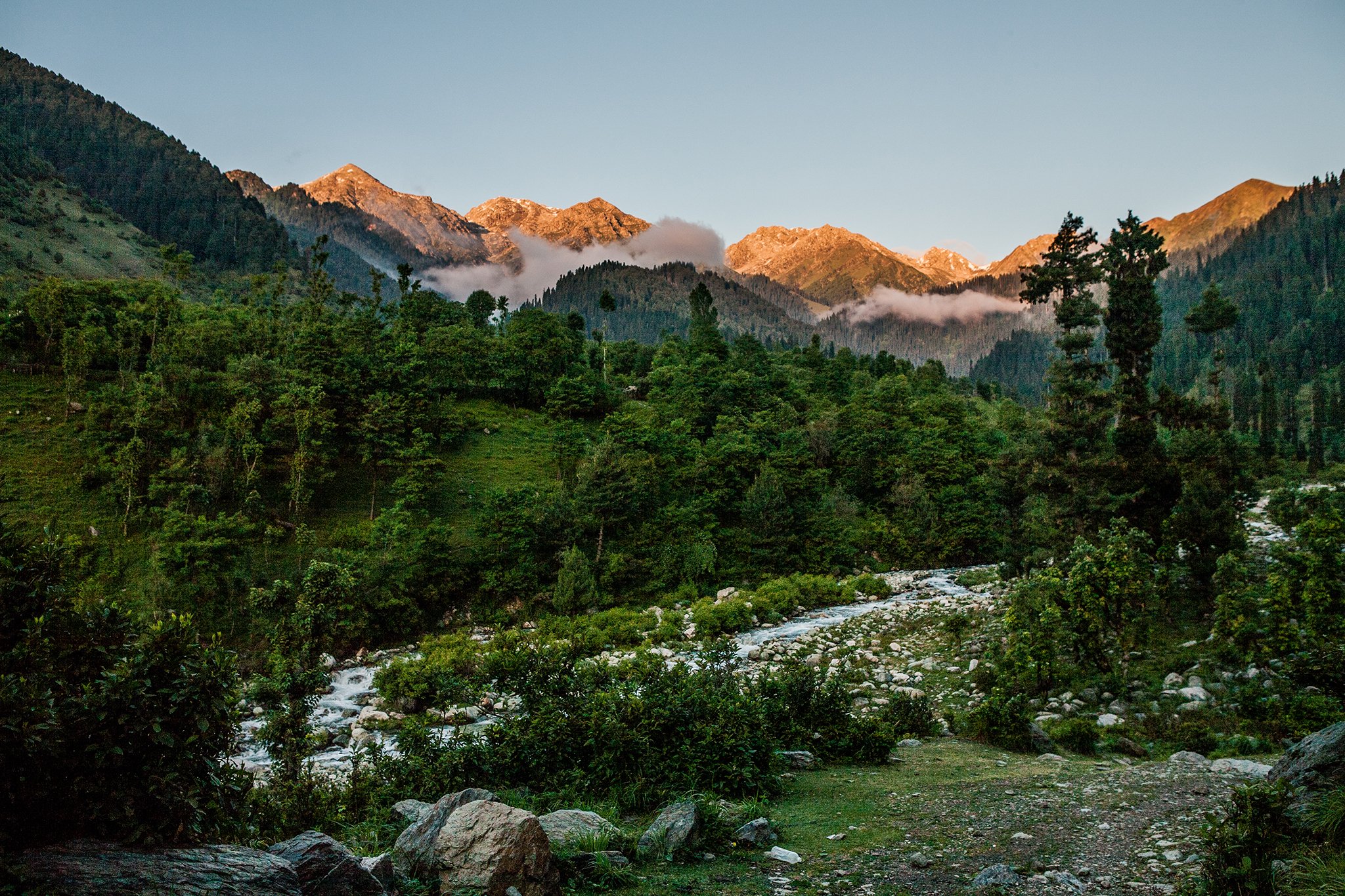 Chatapal: Kashmir's Mini-Pahalgam awaits visitors with open arms