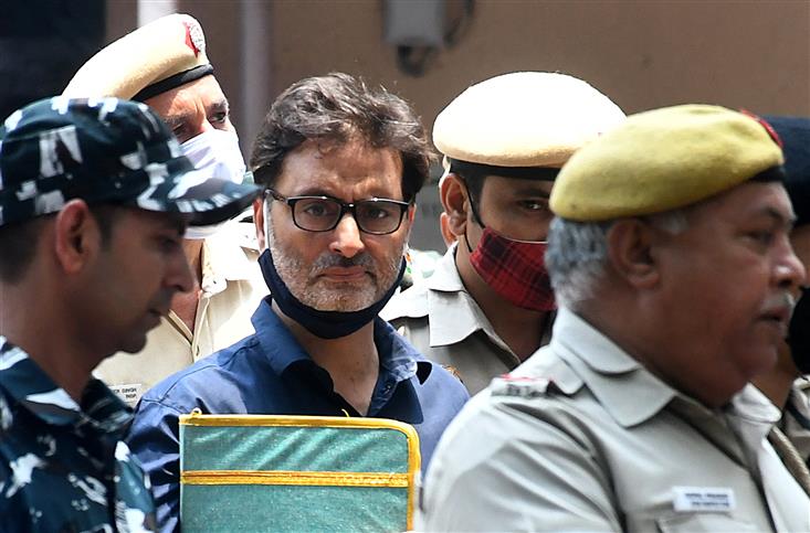 Yasin Malik's appearance in Supreme Court raises Alarm Bells; Court concerned about Escape or Harm