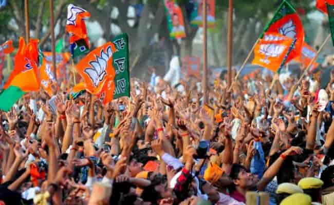 BJP leaders in Kashmir Mull Mass Resignations, J&K Chief to Meet with Unhappy Party Members