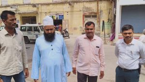 Muslim Cleric detained in Porbandar for alleged inflammatory remarks on National Flag, Anthem