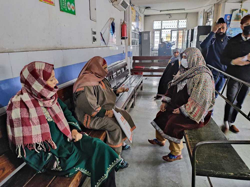Triple Threat: RSV, Influenza, and Covid pose Health Challenge in Kashmir, warn Doctors