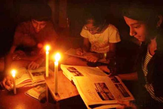 Amidst 18-Hour Power Cuts, Kashmir Opposition Denounces ‘Collective Punishment’ Strategy