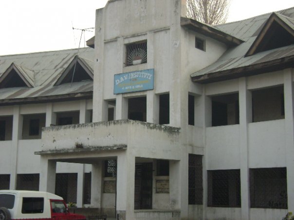 The Erasure of Jawahar Nagar: A Tale of Changing Landscapes in Smart Srinagar City