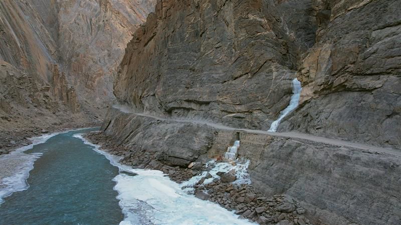 Himalayan Tragedy: Unfrozen Zanskar Signals Global Warming’s Bite