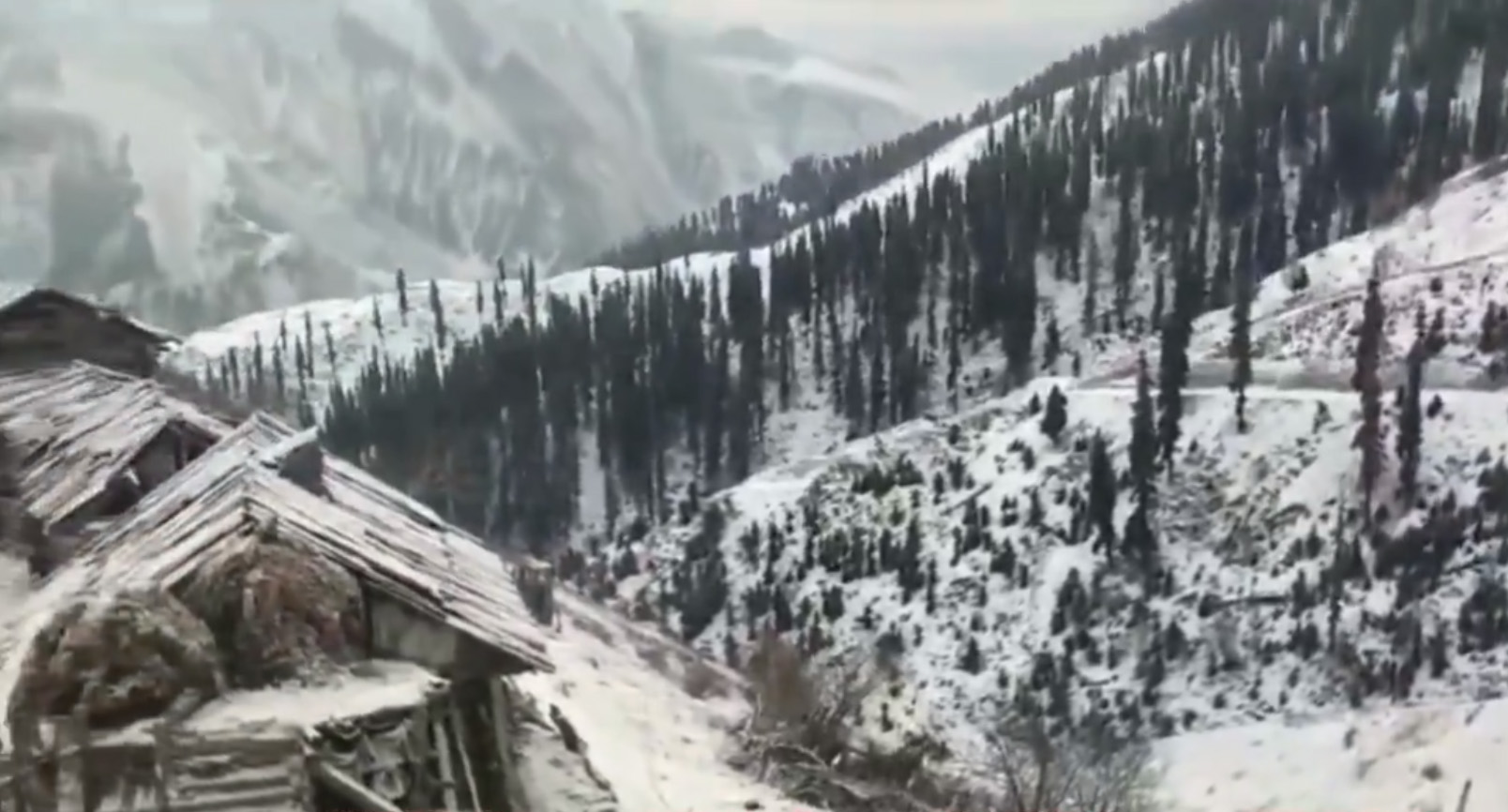 Snowfall Kisses Gurez: Light Dusting Ends Months-Long Dry Spell in Kashmir