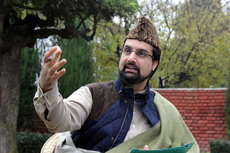 Umar Farooq’s Surprise Delhi Trip Triggers Curiosity in Kashmir and Capital