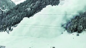 Warming Temperatures and Shifting Weather Patterns Fuel Avalanche Concerns in Kashmir