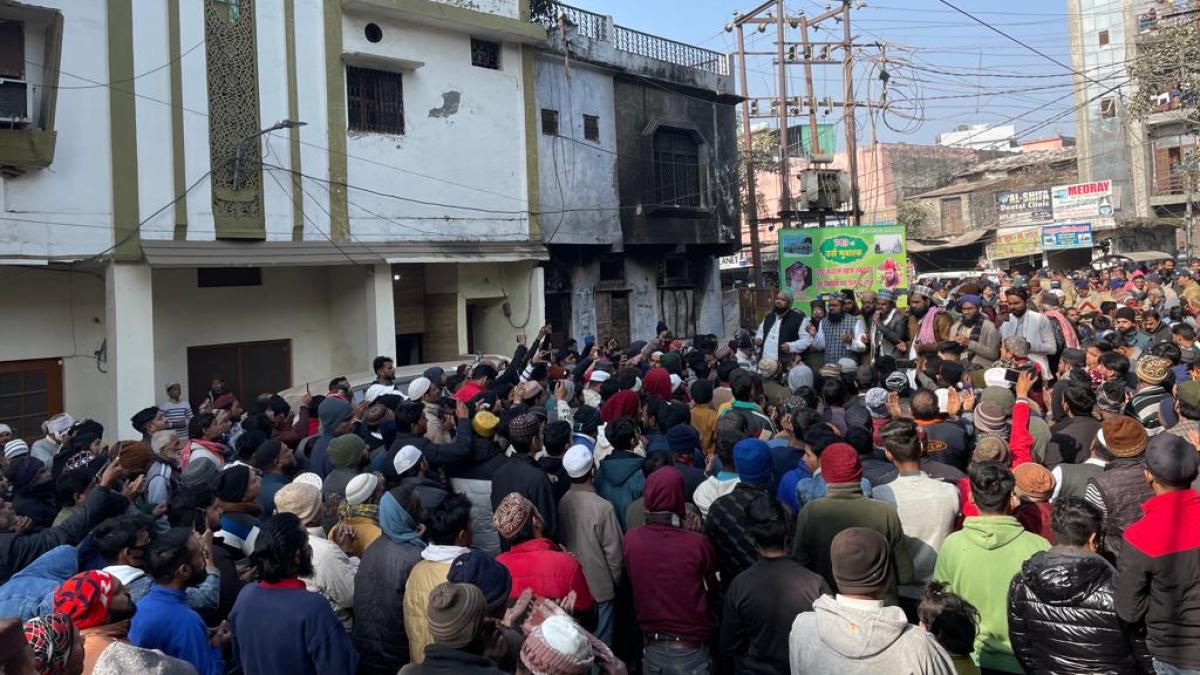 Cash Distribution in Haldwani Under Scrutiny After Video Surfaces Online