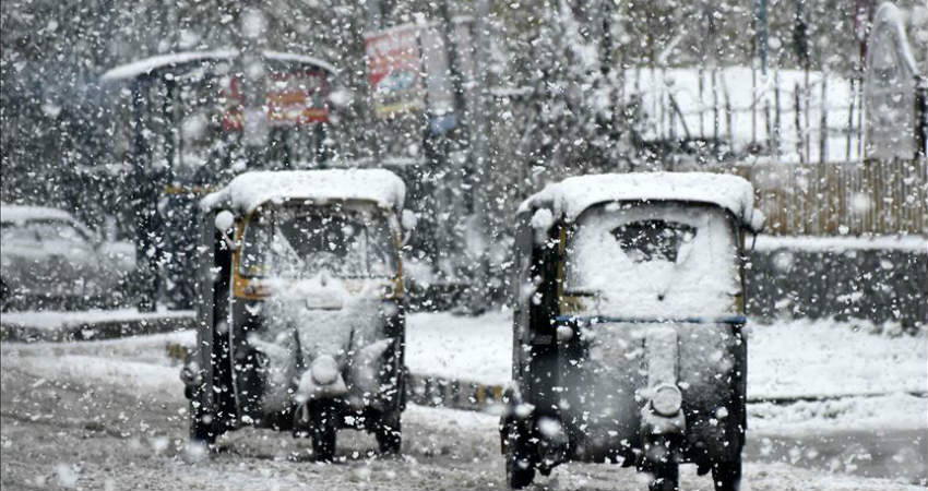 J&K Braces for Winter Blast: Heavy Snowfall, Rain Expected from Feb 17
