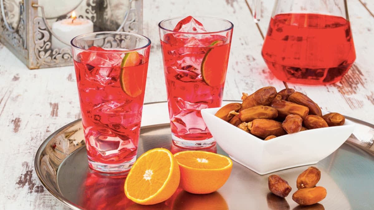 Ramadan: Drinks & Food to Stay Hydrated During Fasting