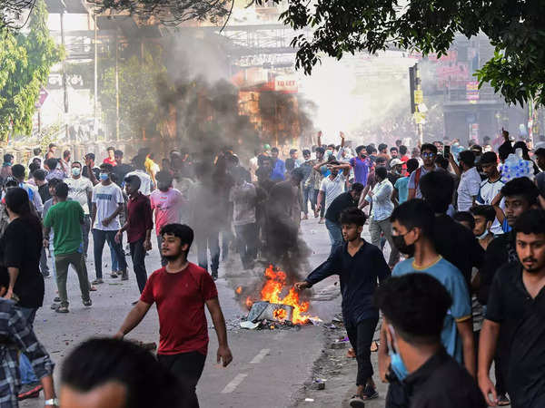 Bangladesh Violence: 32 Dead, Hundreds Injured Amid Student Protests