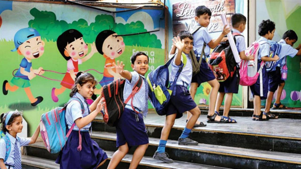 Kashmir Schools to Enjoy a Refreshing Summer Break from July 8th!