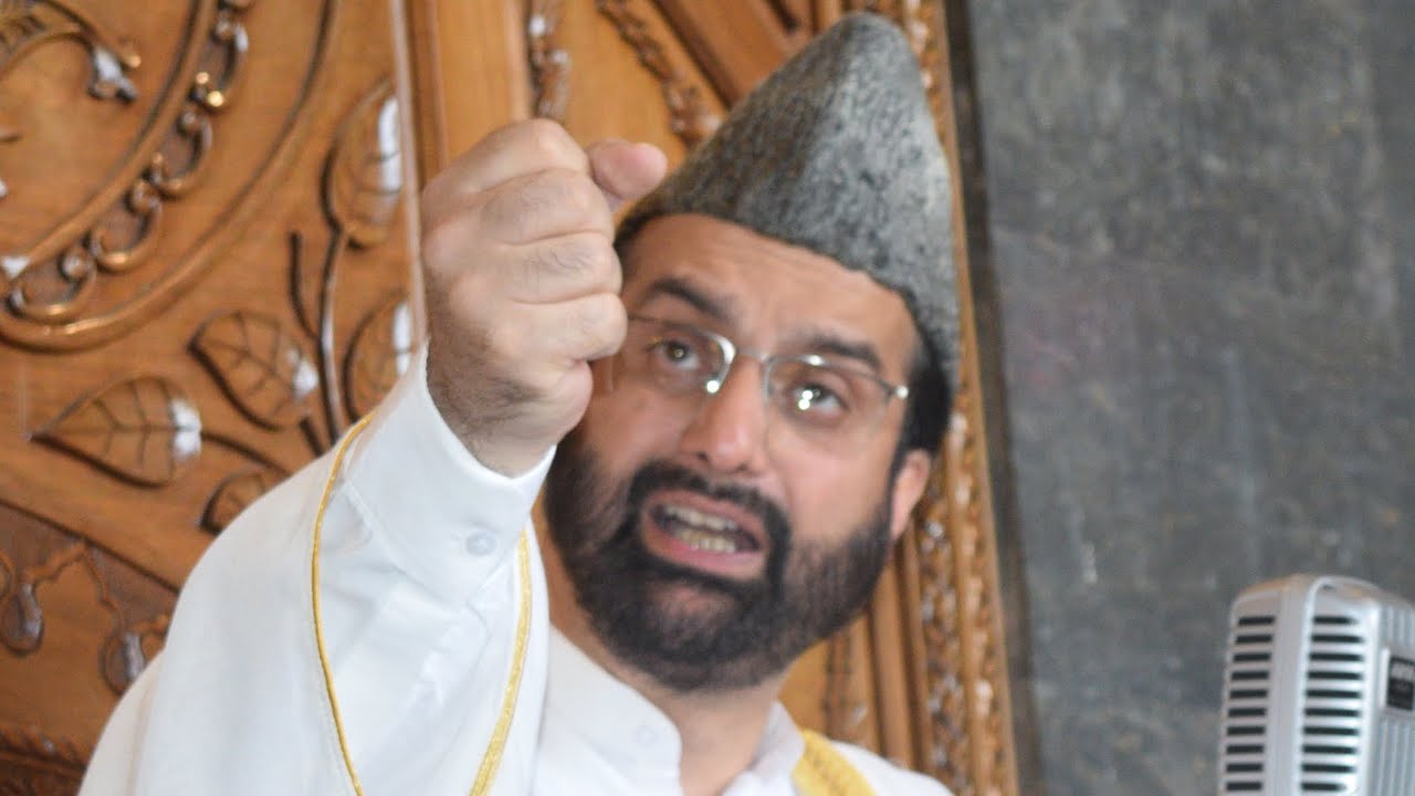 Mirwaiz Kashmir Emphasizes Moral and Character Building for Youth