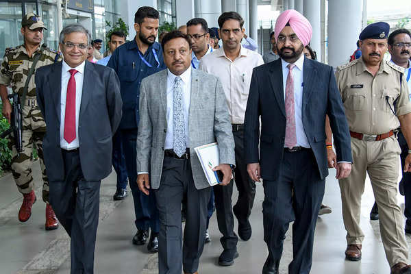J&K Politics Buzz: Statehood and Security Take Center Stage Ahead of Assembly Polls