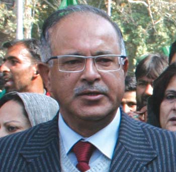 Statehood and Democracy: J-K Congress Chief’s Bold Stand Against New Laws