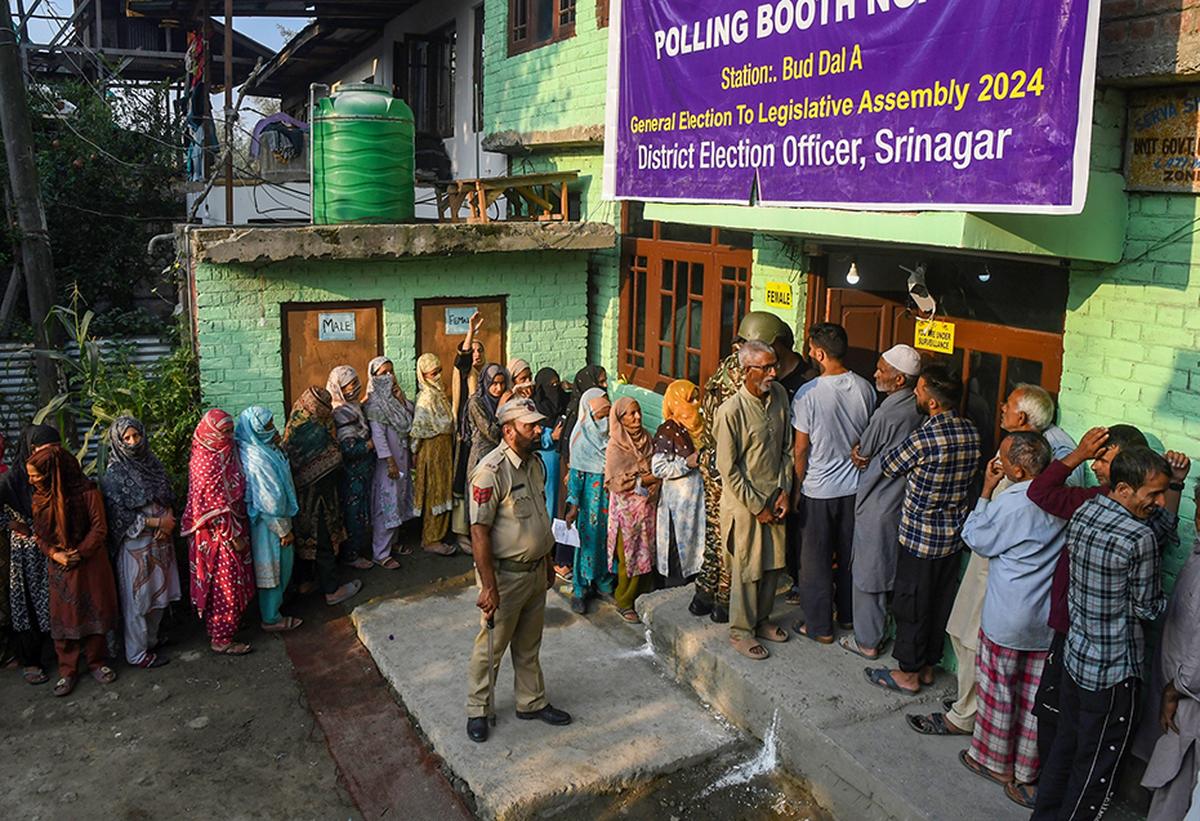 Srinagar’s Hesitant Voters: 29.24% Turnout in Jammu & Kashmir Assembly Elections