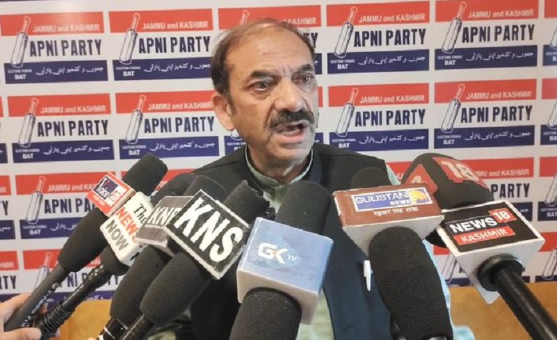 Apni Party Issues Show Cause Notice to Muntazir Mohiuddin for Backing Omar Abdullah in Budgam