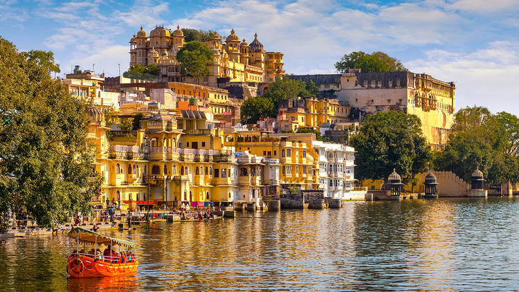 Discover the Heartbeat of India: Top Travel Destinations for Foreign Adventurers