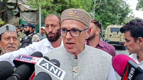 Omar Abdullah's Bold Statement: Article 370 Restoration from BJP is 'Foolish'