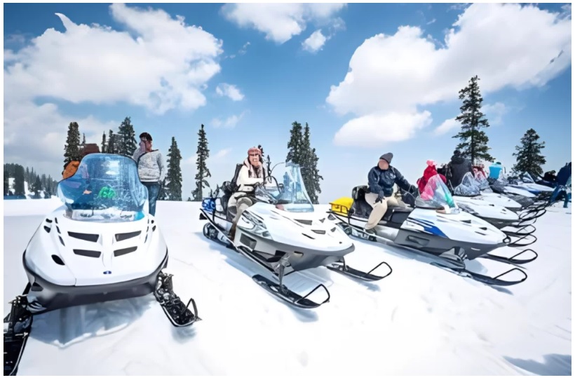 Experience Winter Magic in Gulmarg: Fresh Snowfall Awaits!