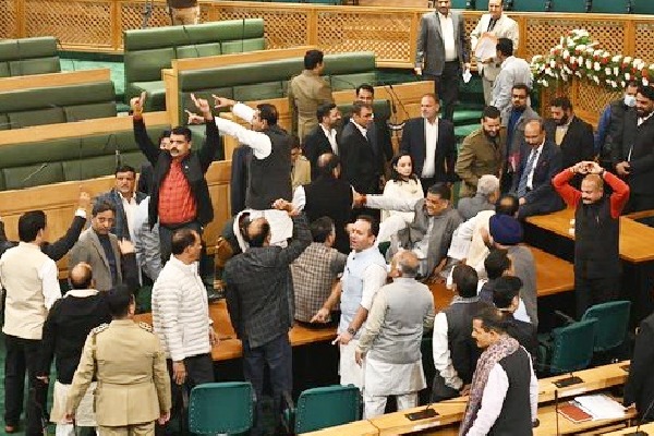Kashmir Leaders Step Up in J&K Assembly Amid BJP's Absence