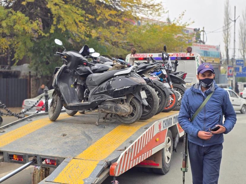 Srinagar’s Underage Driving Crisis: Risks, Realities, and the Road to Reform