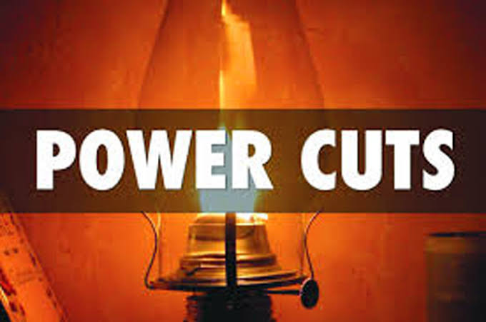 Winter Woes: Kashmir Faces Lengthy Power Outages Amidst Frigid Temperatures
