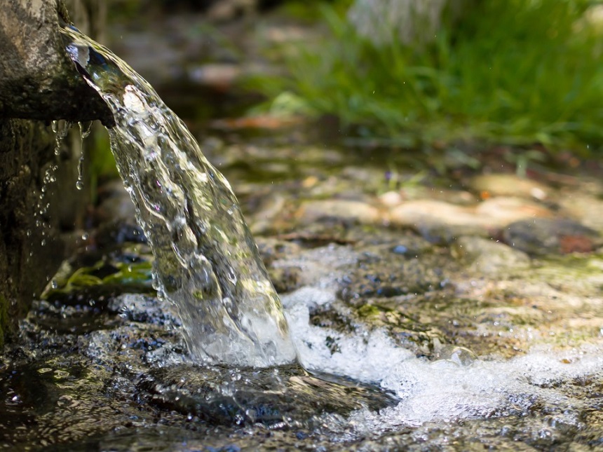 Residents Urged to Avoid Spring Water in Srinagar and Ganderbal