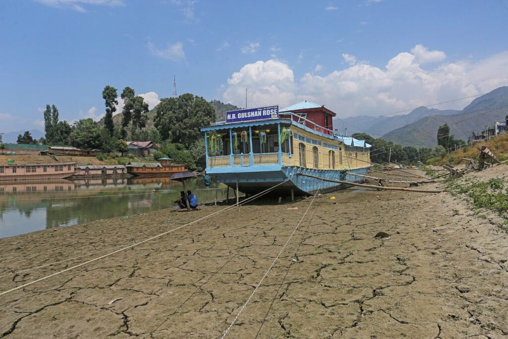 Climate Change in Kashmir: How Rising Temperatures Are Reshaping the Valley