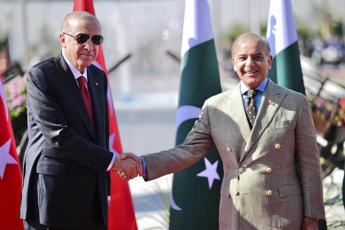 Erdogan Calls for Dialogue to Resolve Kashmir Issue: India, Pakistan Urged to Act